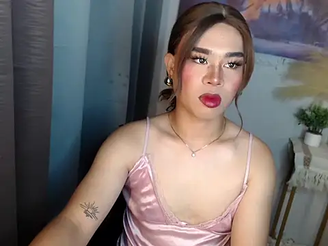 Horny HoneyX online show from June 24, 2:15 pm