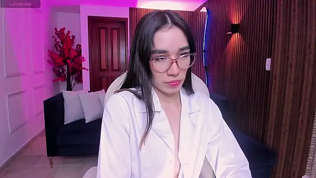 Emma caarter  online show from June 26, 3:12 am