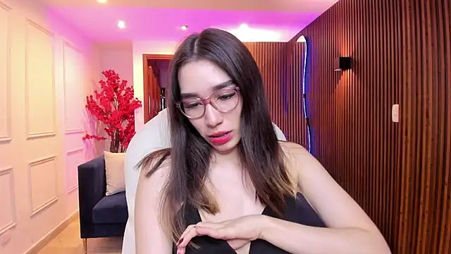 Emma caarter  online show from July 30, 3:27 am