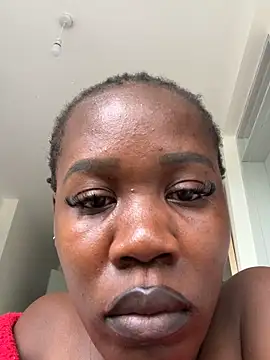 Snapshot of Sweet-Sandrah chatting on June 18, 10:31 am Sweet-Sandrah online show from June 18, 10:31 am