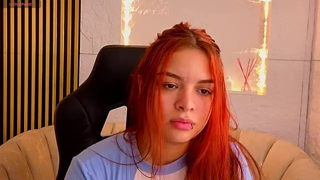 sofia red cn online show from June 26, 1:17 pm