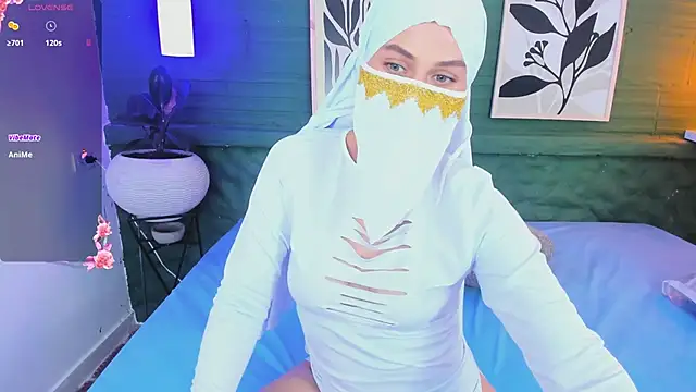 Snapshot of aisha_k chatting on June 20, 10:59 pm aisha k online show from June 20, 10:59 pm