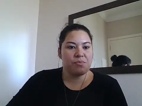Snapshot of Natasha_Polaroid chatting on June 17, 1:32 pm Natasha Polaroid online show from June 17, 1:32 pm