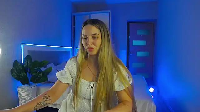 babbyalexandra online show from June 25, 4:12 pm