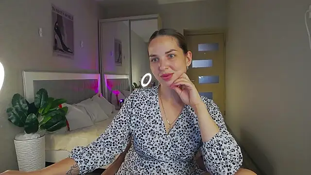 babbyalexandra online show from July 8, 1:23 pm