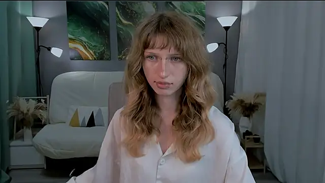 molly san  online show from June 17, 4:17 pm