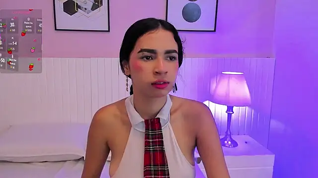 myla cute18 online show from June 27, 11:38 am