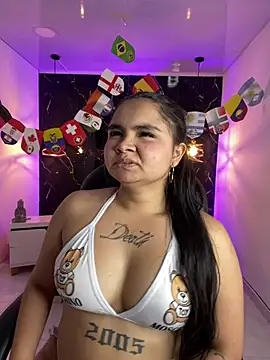 TifanyRoseX online show from July 9, 7:02 pm