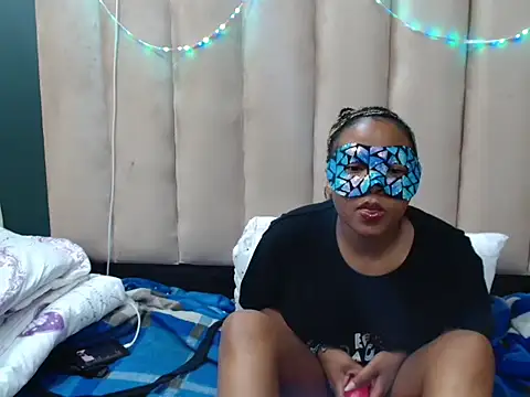 JustKarii online show from June 9, 8:21 pm