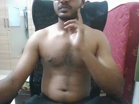 Snapshot of Tamilan_fucks chatting on July 13, 5:45 pm Tamilan fucks online show from July 13, 5:45 pm