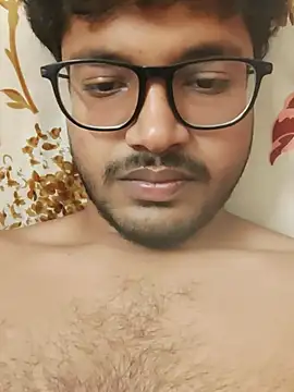 Snapshot of Tamilan_fucks chatting on July 11, 1:33 pm Tamilan fucks online show from July 11, 1:33 pm