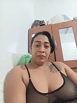 candelahot10 online show from July 18, 1:30 pm