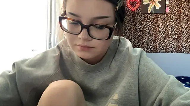 StellaCors online show from July 8, 2:29 pm
