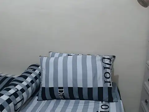 GorgeousPinay x online show from June 19, 4:40 am