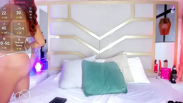 Victoria-Luxx online show from June 13, 9:57 pm