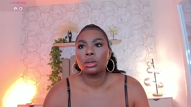 huge boobs ebony  online show from July 10, 7:14 pm