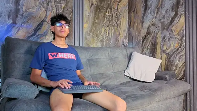 Noha King online show from July 16, 8:17 pm