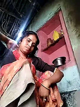 Snapshot of Cut_simran56 chatting on June 11, 1:49 am Cut simran56 online show from June 11, 1:49 am
