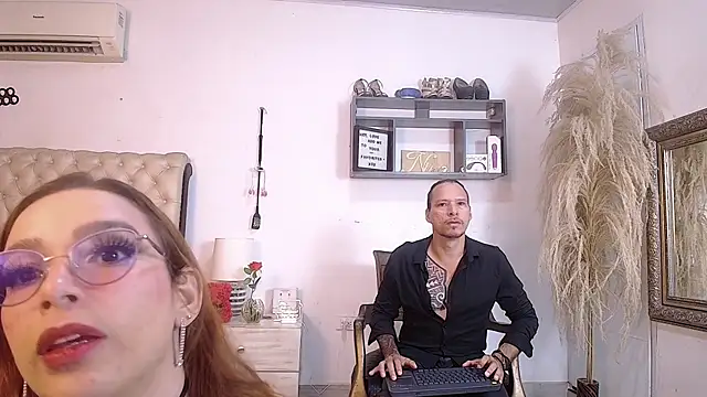 NinaAndRocco online show from June 16, 12:43 am