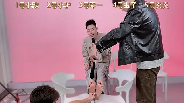 CKBOYS 001 online show from June 12, 2:26 pm
