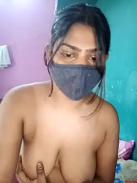 Model-031 online show from June 12, 8:34 am