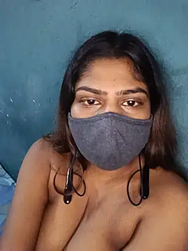 Snapshot of Model-031 chatting on August 2, 12:09 am Model-031 online show from August 2, 12:09 am