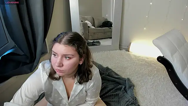 Velvet Kisss online show from July 25, 1:24 am