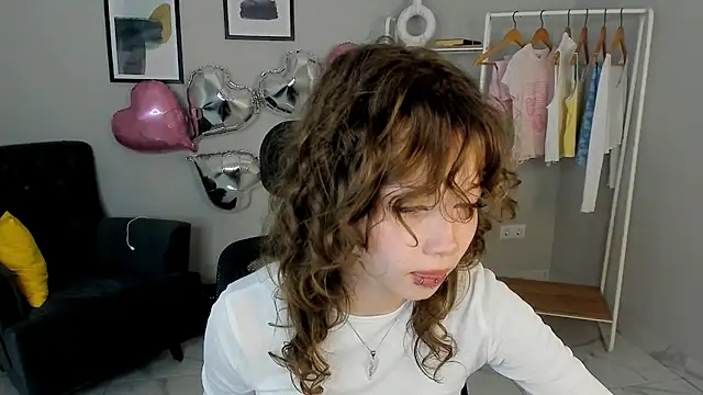 Annette Bell online show from June 15, 1:55 pm