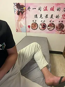 qujing002 online show from July 4, 2:10 pm