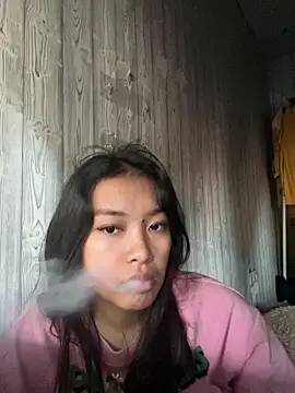 Snapshot of sandarabae chatting on June 16, 9:42 am sandarabae online show from June 16, 9:42 am