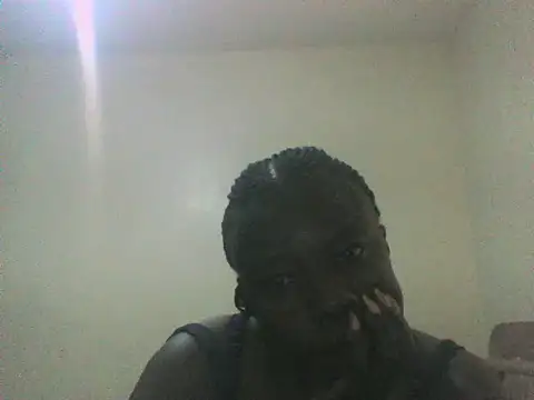 Snapshot of laula3030 chatting on June 18, 4:22 am laula3030 online show from June 18, 4:22 am