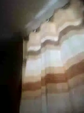 Snapshot of laula3030 chatting on June 15, 9:31 am laula3030 online show from June 15, 9:31 am