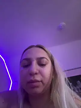 xLexi online show from July 10, 8:03 am