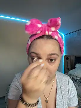 xLexi online show from July 20, 9:49 am