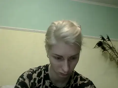 AmberandBlond online show from June 14, 3:24 pm