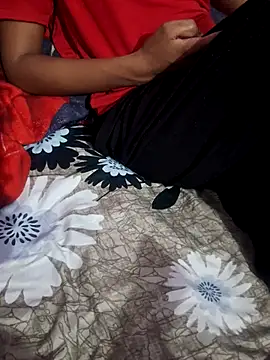 Snapshot of desi_divya09 chatting on June 11, 7:00 pm desi divya09 online show from June 11, 7:00 pm