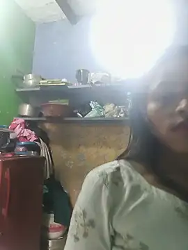 Cute Merry   online show from June 20, 5:45 am