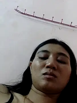 Rayya 4yy online show from August 2, 4:48 pm