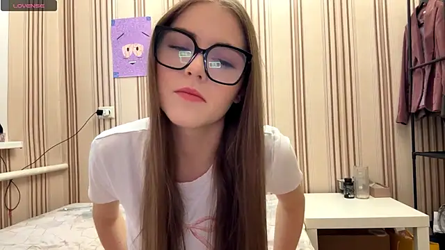 MiaWonderind online show from July 21, 11:33 am