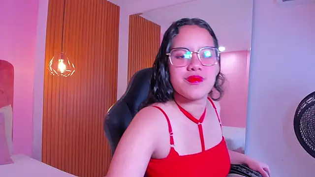 shayra alina online show from July 4, 12:43 pm