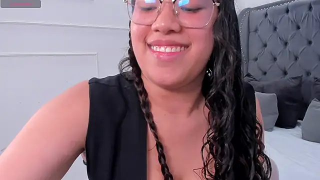 shayra alina online show from July 31, 6:16 pm