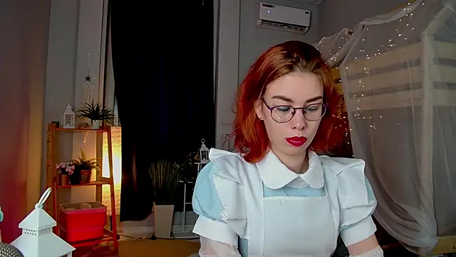 SeraphineDuskryn online show from August 1, 5:22 pm