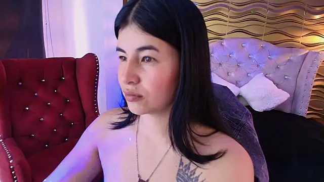 Snapshot of _Ninaharpper chatting on June 30, 7:03 pm Ninaharpper online show from June 30, 7:03 pm