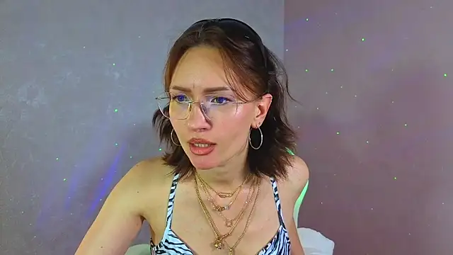 Emmiennova online show from June 14, 1:23 pm