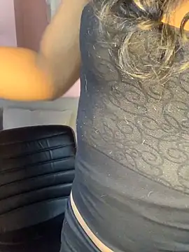 Tu Negrita Hot online show from June 10, 5:14 pm
