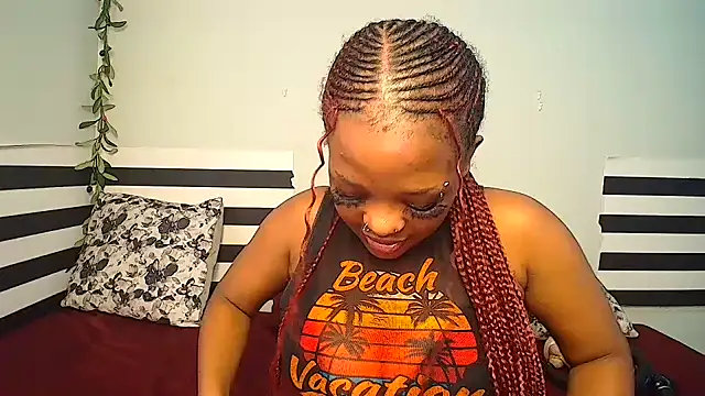 FreakyNubian online show from July 10, 5:18 am