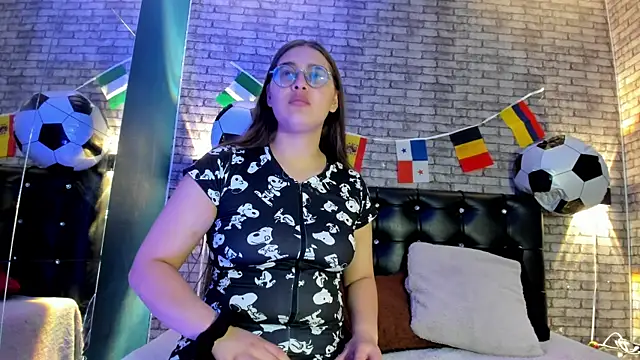 Apolonia eros online show from July 10, 3:17 am