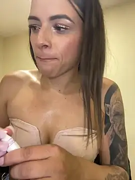  Melany Martinez online show from July 1, 4:18 pm