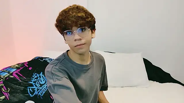 Samy Twink online show from July 19, 3:04 am