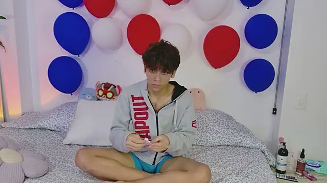 Samy Twink online show from July 6, 3:13 am